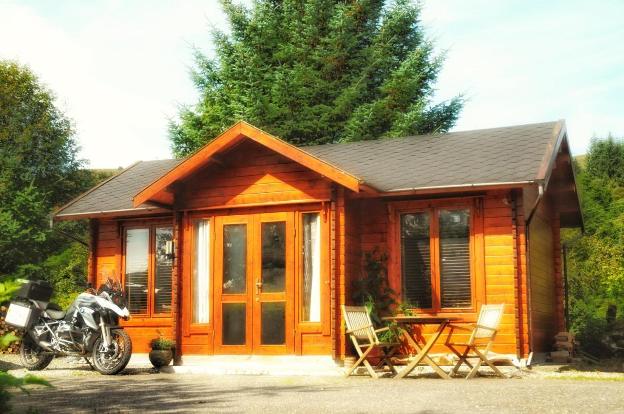 Hill Cottage Cabins Fort Augustus Extérieur photo