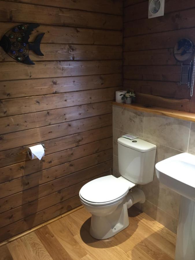 Hill Cottage Cabins Fort Augustus Extérieur photo