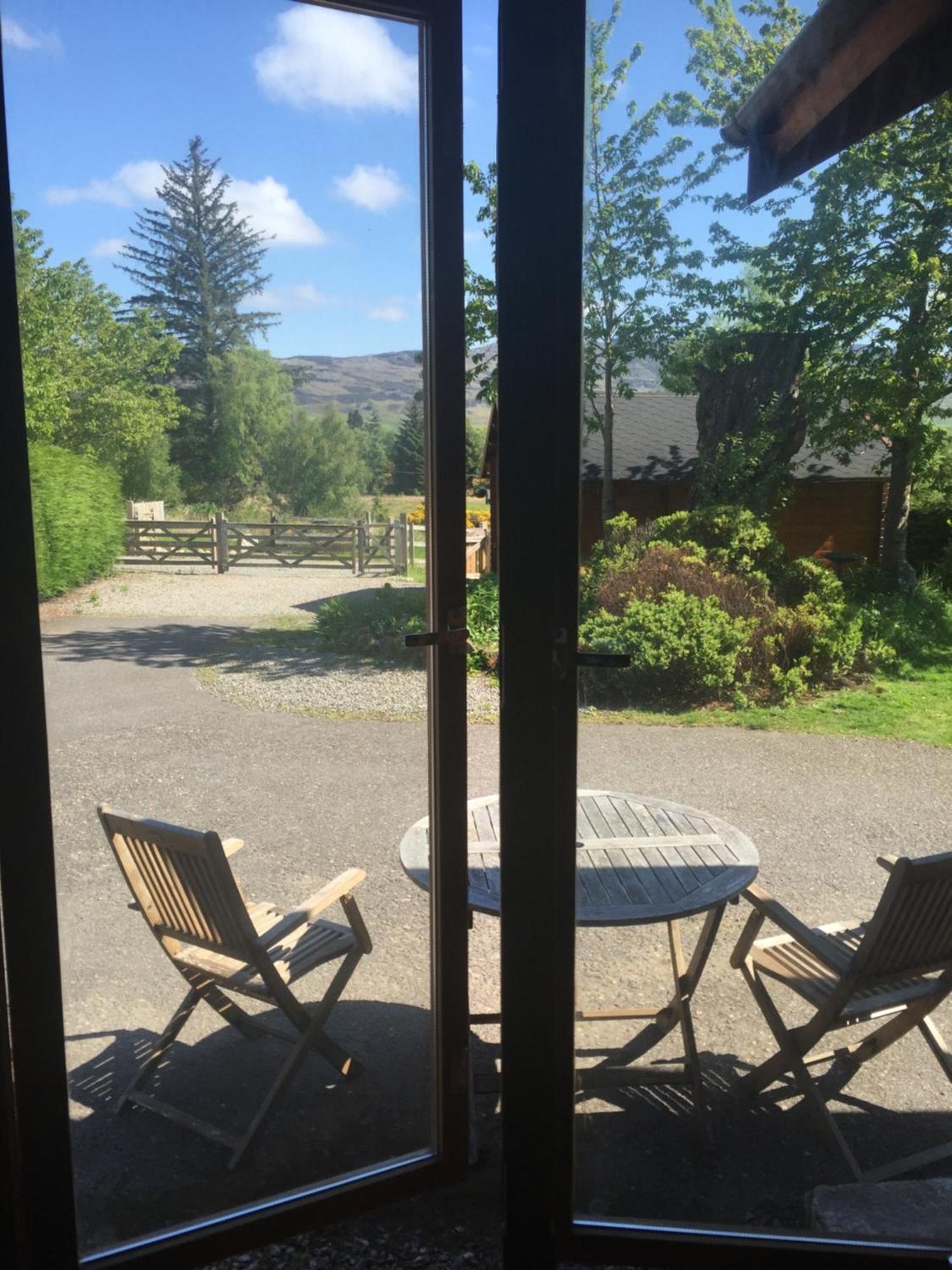 Hill Cottage Cabins Fort Augustus Extérieur photo