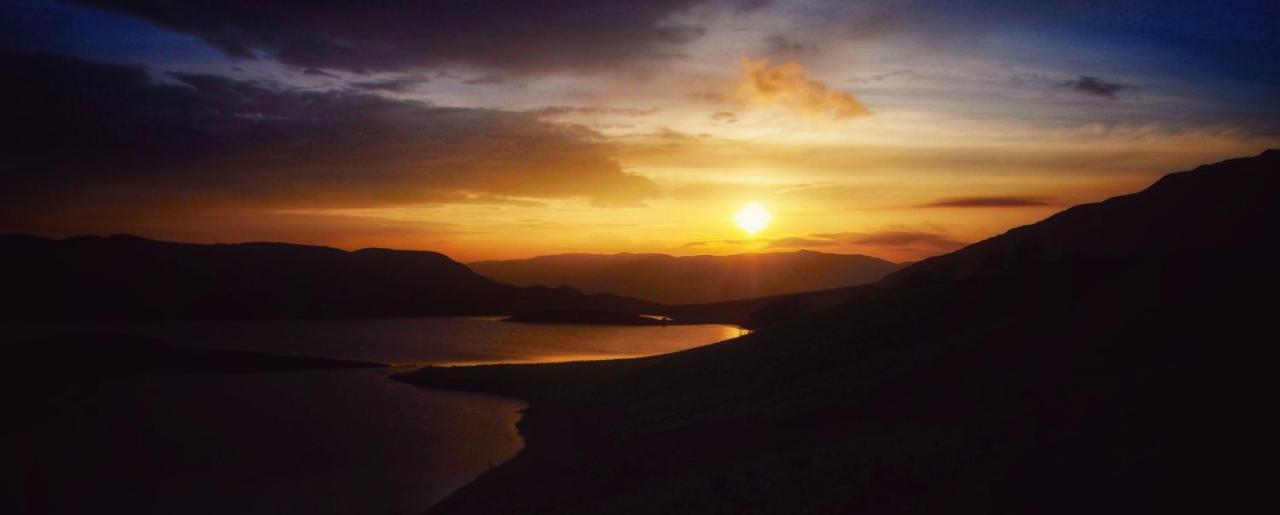 Hill Cottage Cabins Fort Augustus Extérieur photo